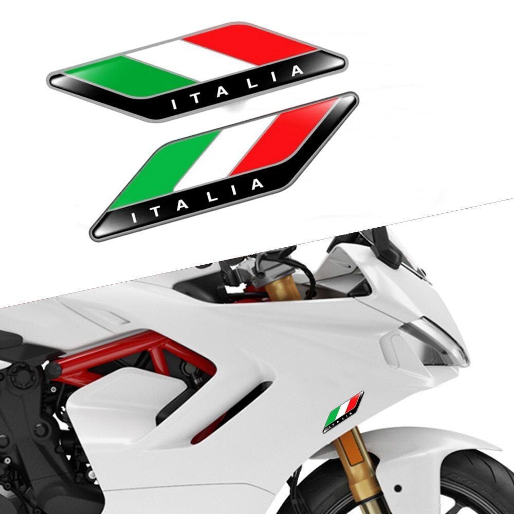 Logo Model Kit - زوج من شارات العلم الإيطالي ثلاثية