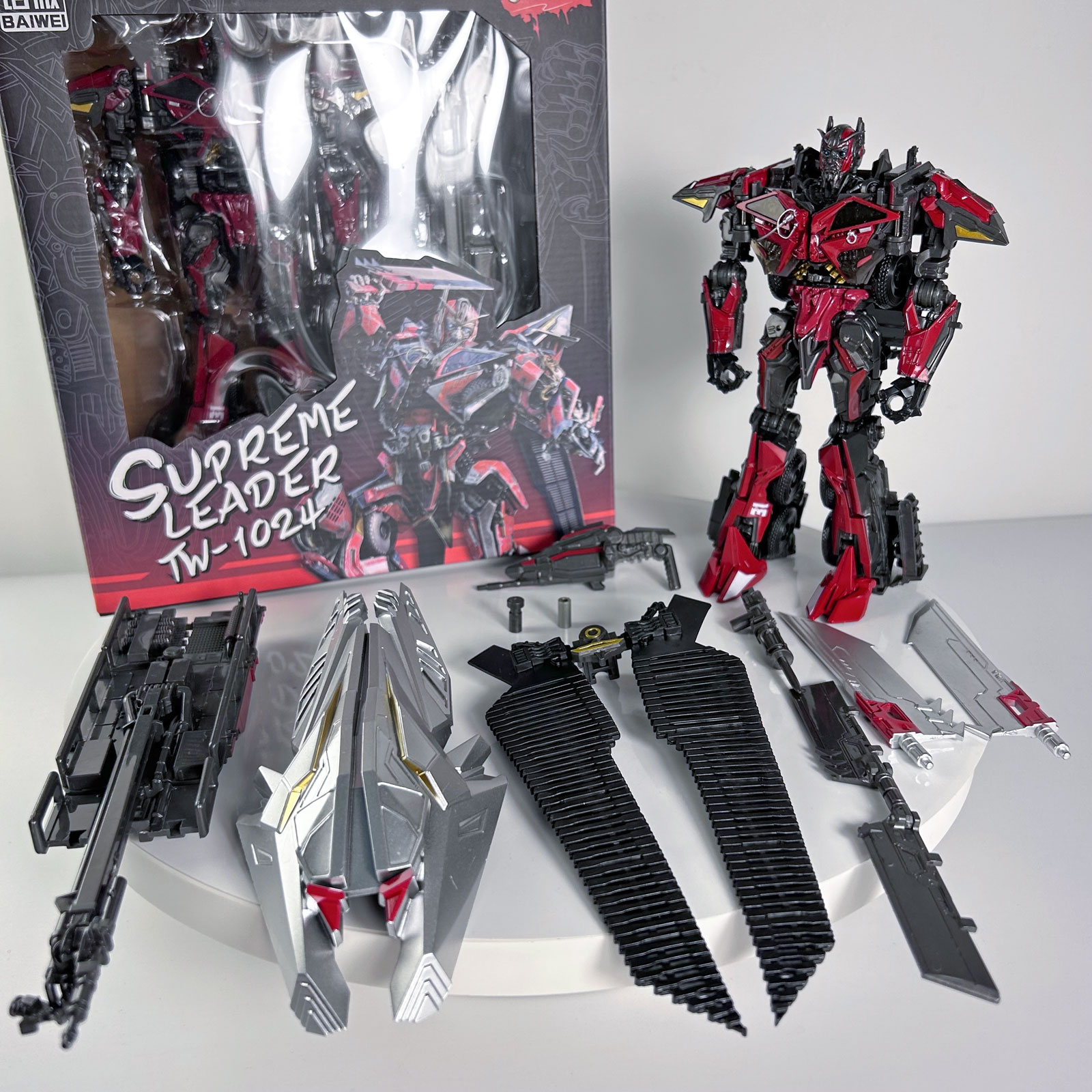 Model Kit Yolopark - BAIWEI التحول TW1024 18 سنتيمتر اللعب