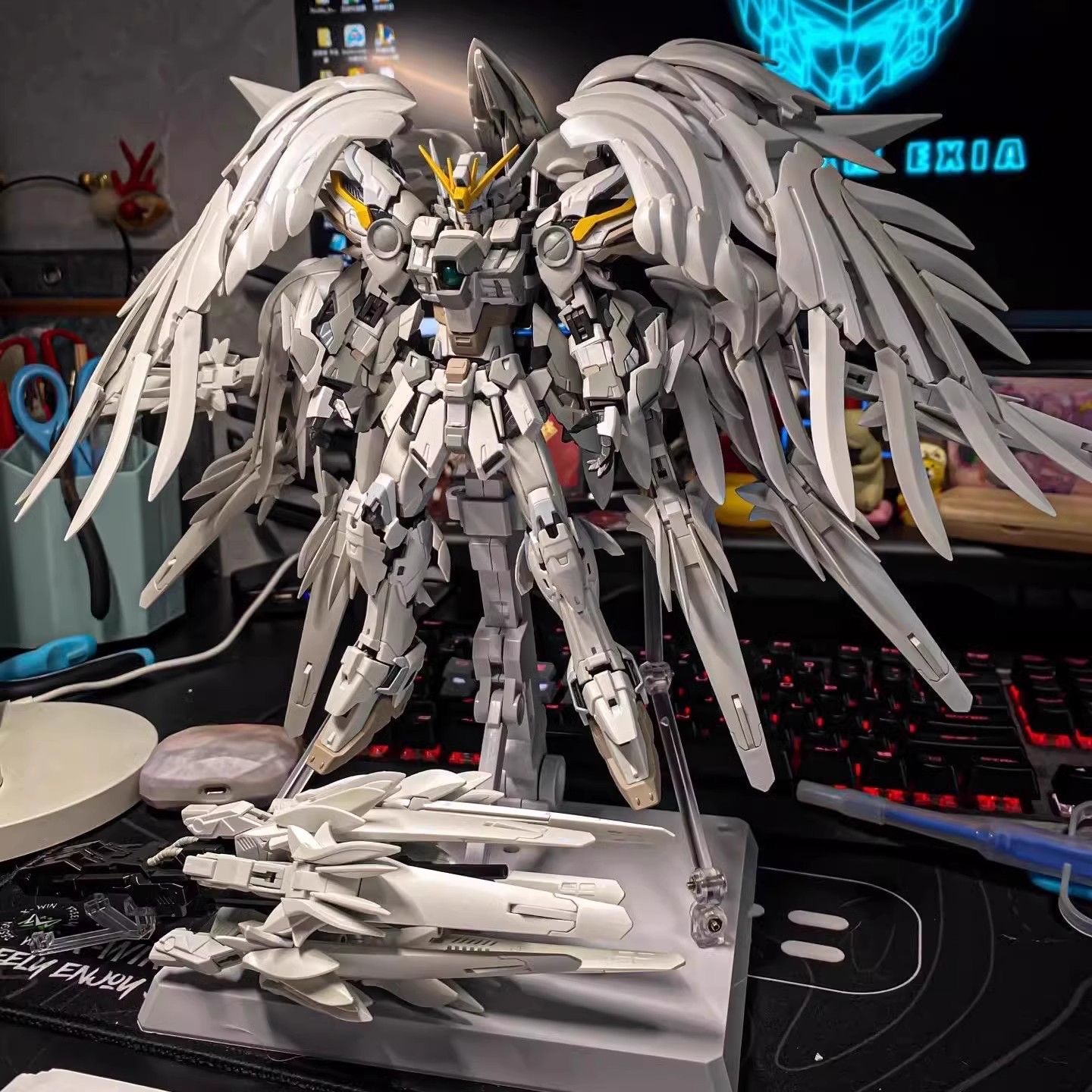 متوفر الآن: دابان 8827 وينج زي - مراجعة Model Kit Third Party وسعره