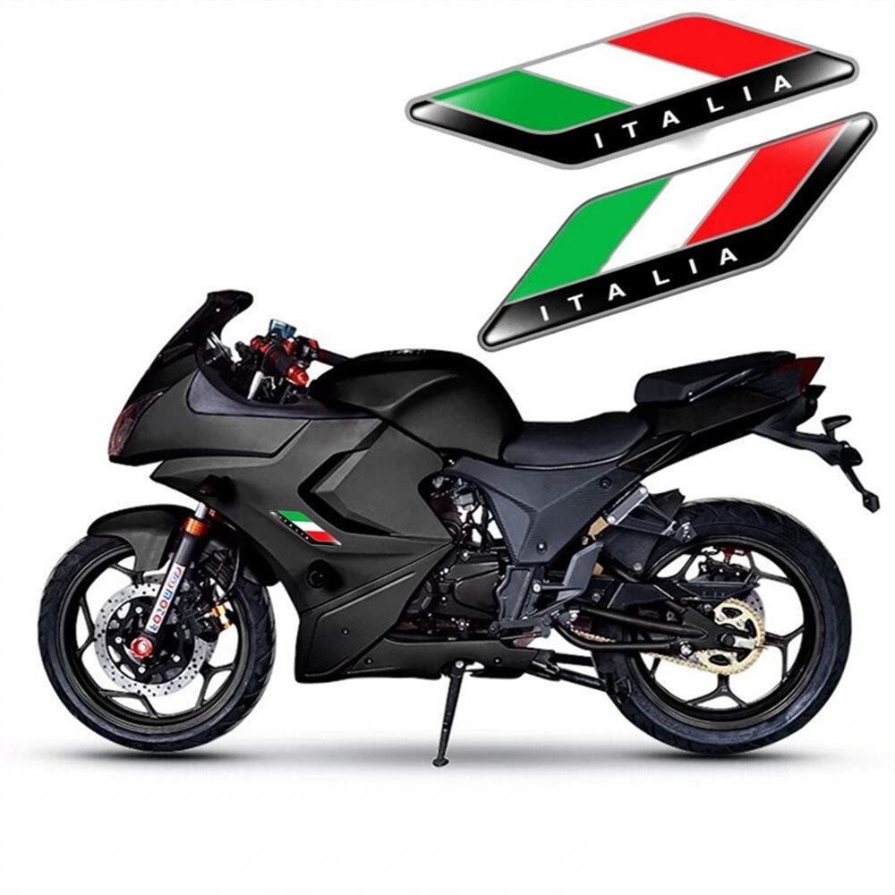 زوج من شارات العلم الإيطالي ثل - مراجعة Logo Model Kit وسعره
