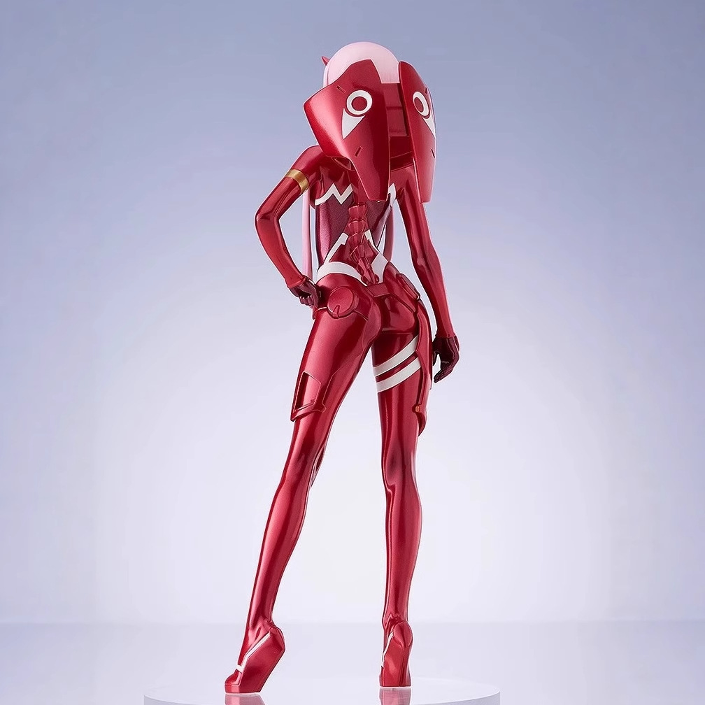 صفر اثنين الشكل انمي ياباني حب - مراجعة Model Kit Zero وسعره