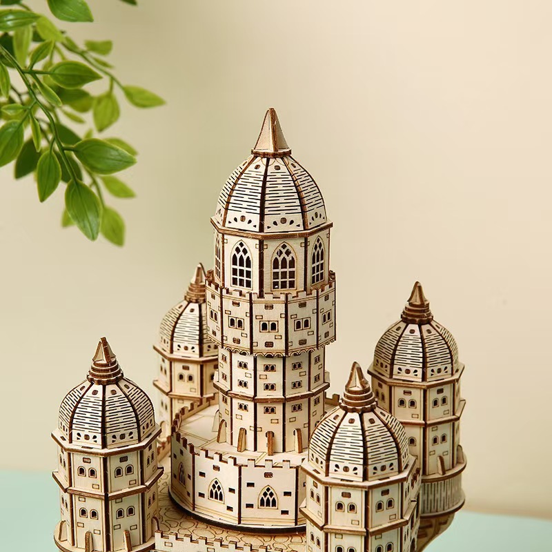 مدينة OUZEY العائمة في الغيوم  - مراجعة Model Kit Fantasy وسعره