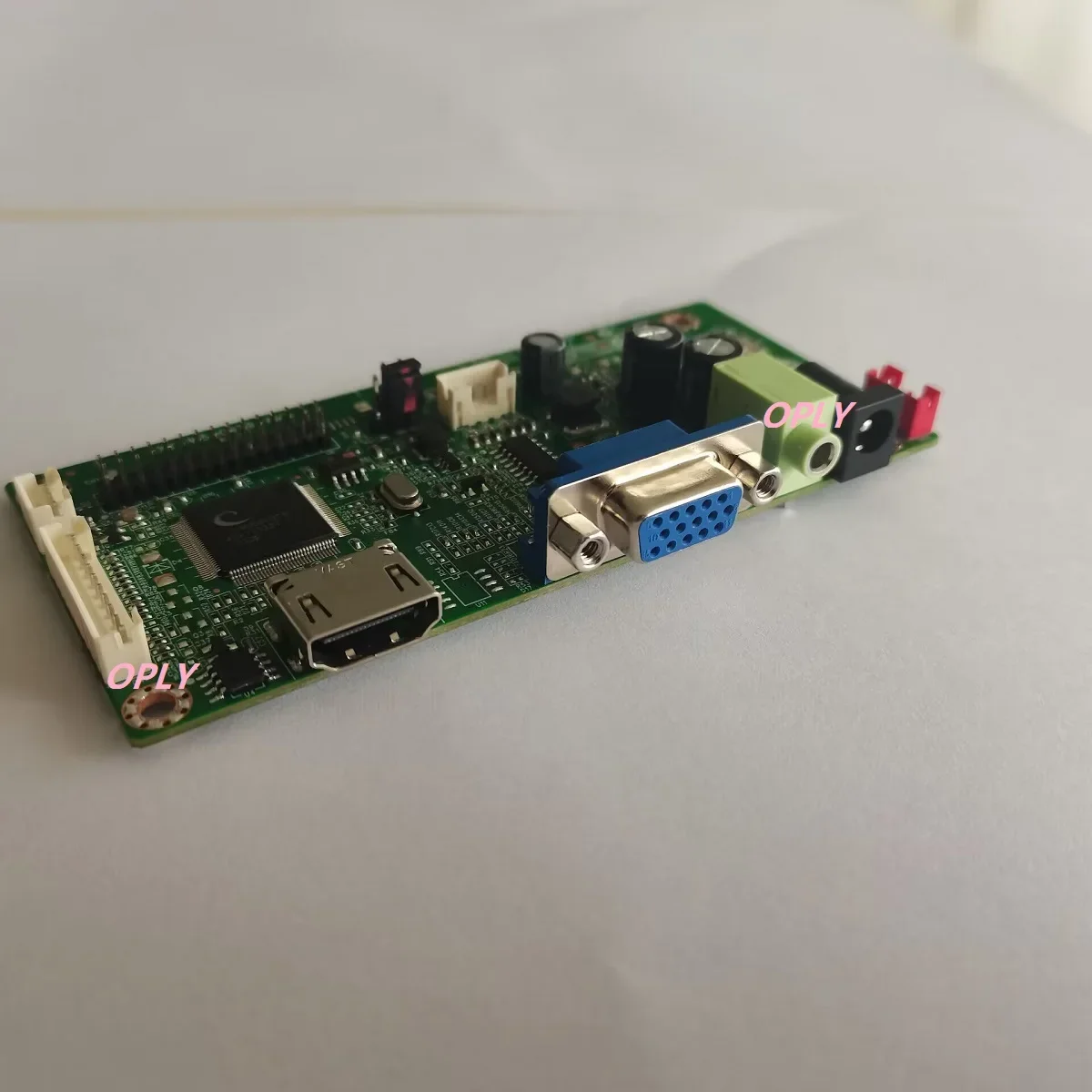 لوحة تحكم VGA متوافقة مع HDMI  - مراجعة Model Kit V8 وسعره