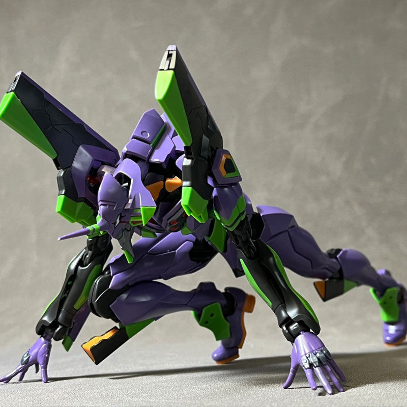الأسهم الساخنة Rg Evangelion أ - مراجعة Model Kit Eva 02 وسعره